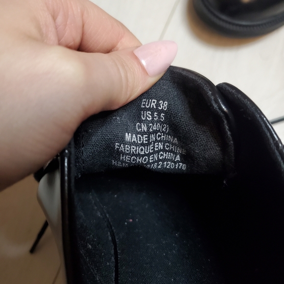 Unisex H&M 5.5 Dress Shoes - Picture 3 of 7